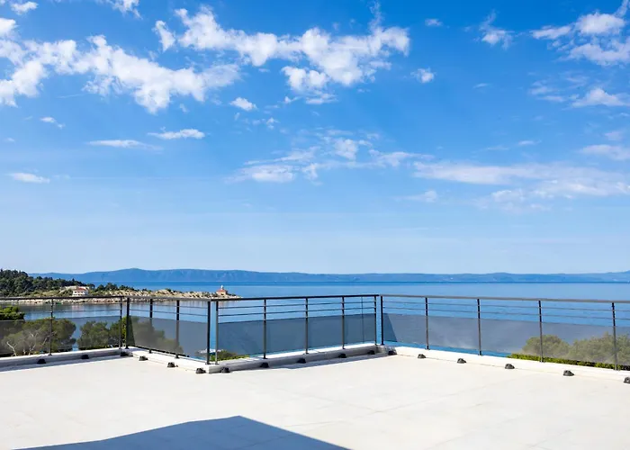 Beachfront Wave Srzic *