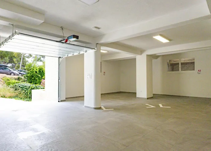 Beachfront Wave Srzic Apartamento