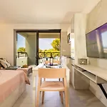 Beachfront Wave Srzic *